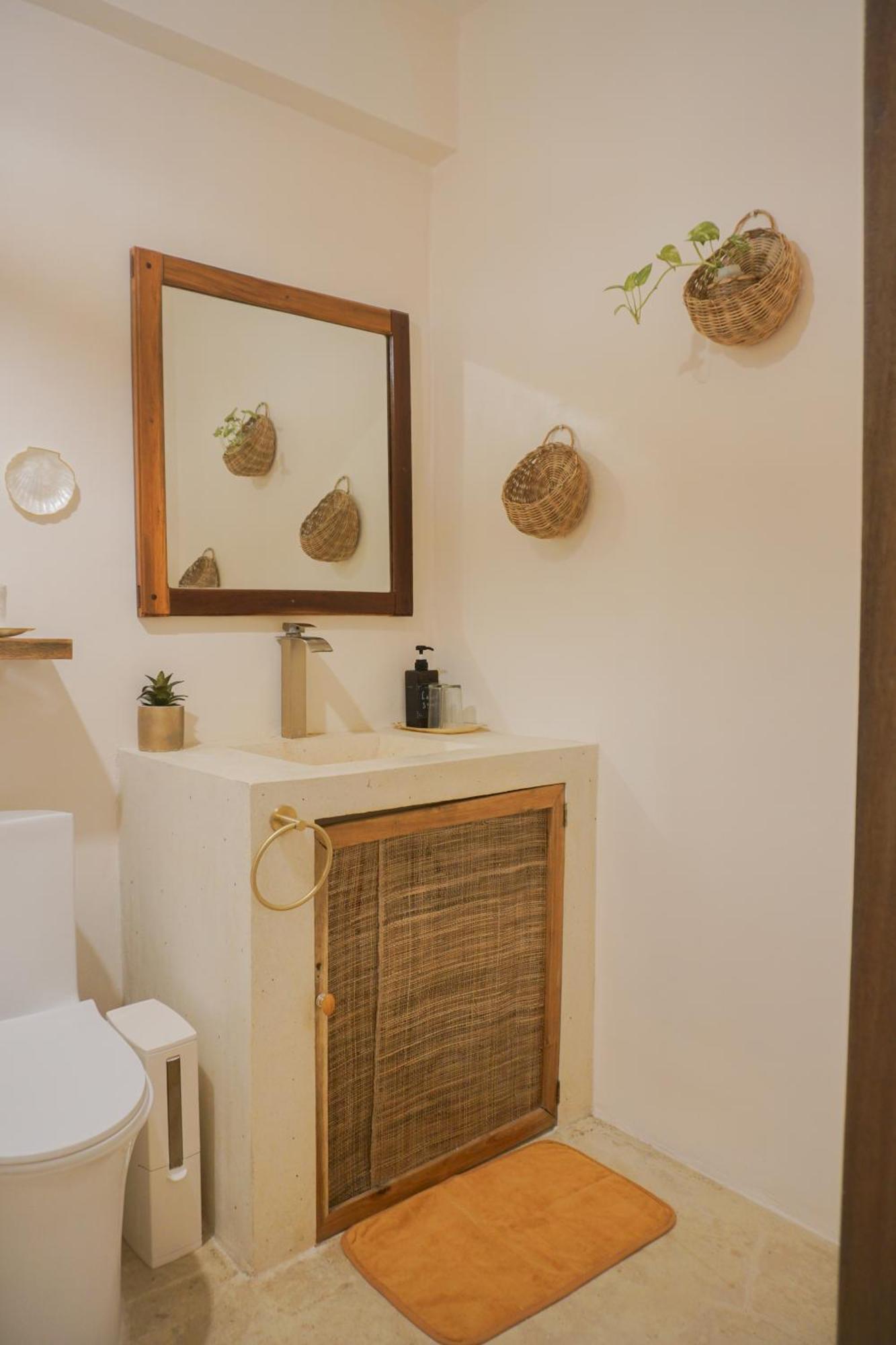 Greenhouse Siargao Roadside Boutique Apartments เจเนอรัลลูนา ภายนอก รูปภาพ