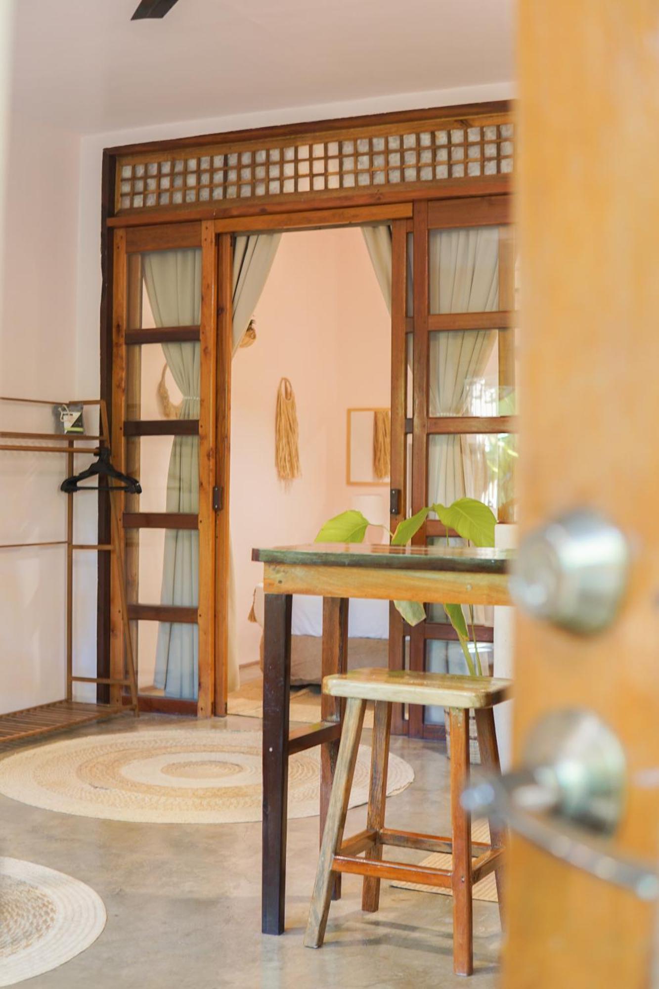 Greenhouse Siargao Roadside Boutique Apartments เจเนอรัลลูนา ภายนอก รูปภาพ