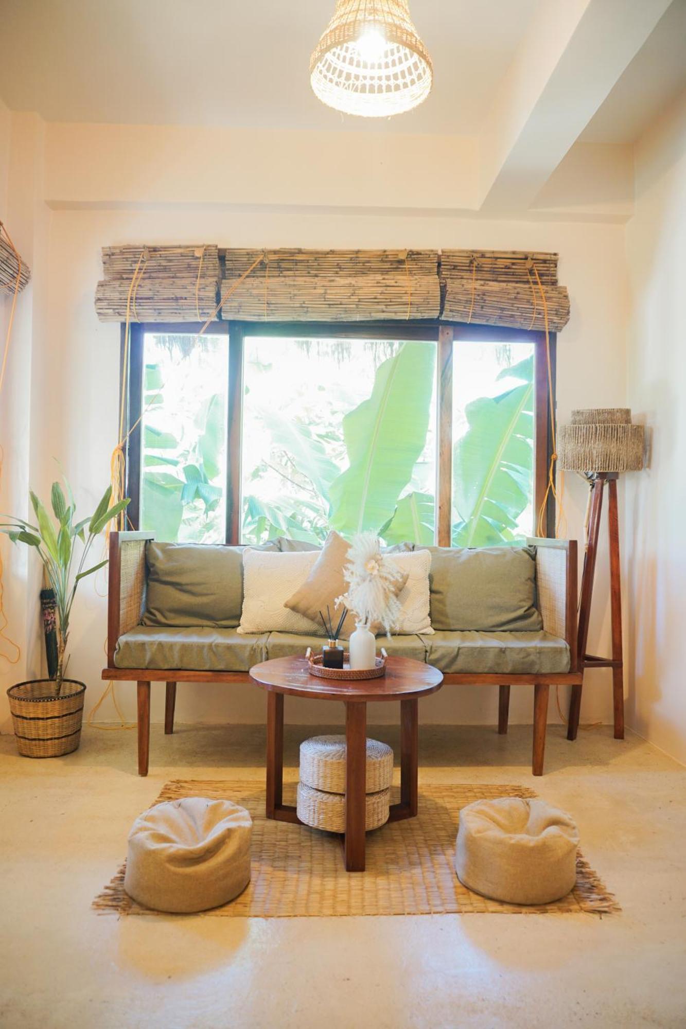 Greenhouse Siargao Roadside Boutique Apartments เจเนอรัลลูนา ภายนอก รูปภาพ