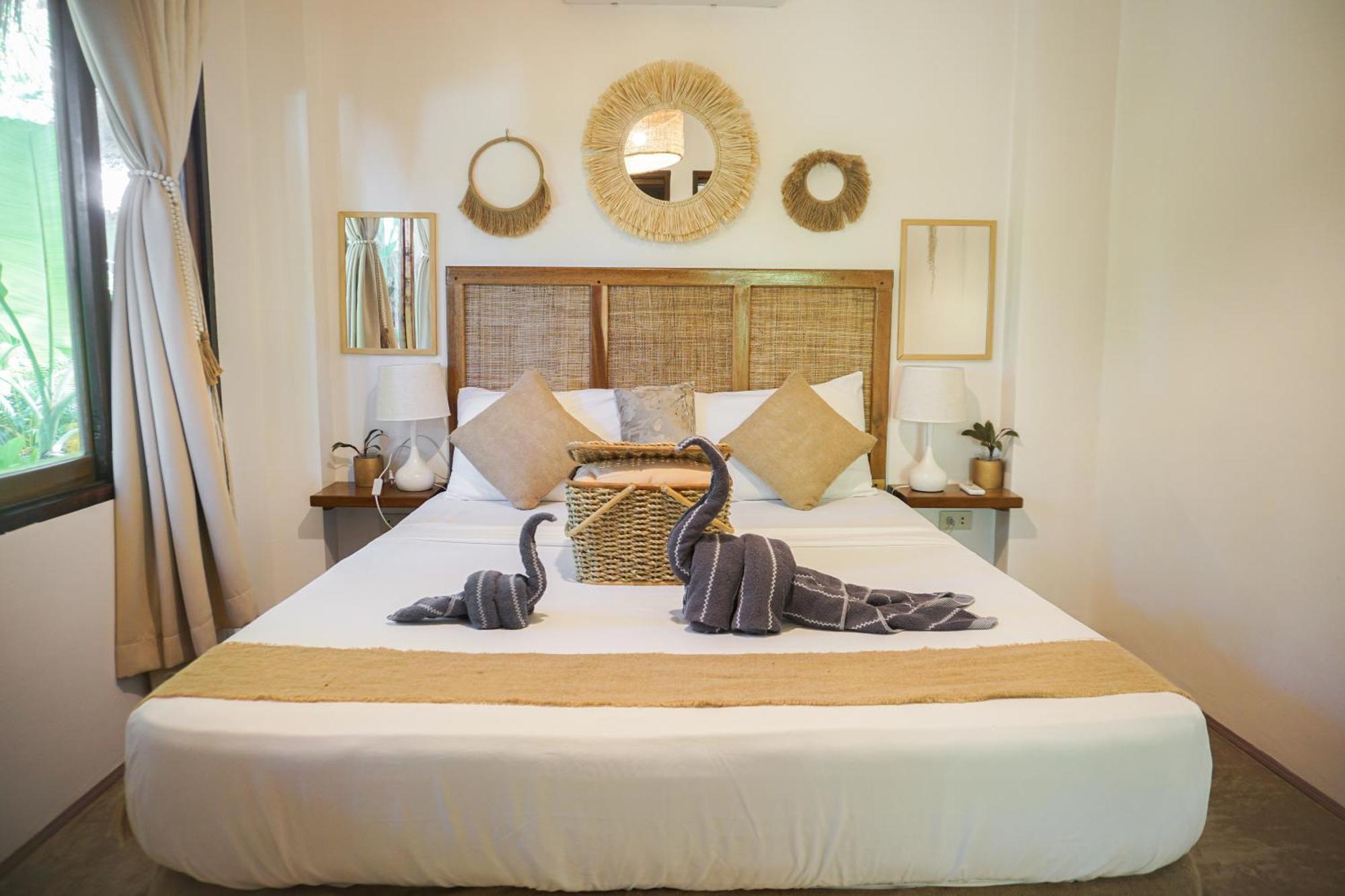 Greenhouse Siargao Roadside Boutique Apartments เจเนอรัลลูนา ภายนอก รูปภาพ